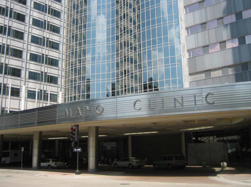 Image of Mayo Clinic entrance